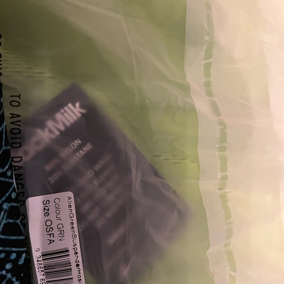 Blackmilk OSFA tights, belt and L leggings bundle - Picture 5 of 8